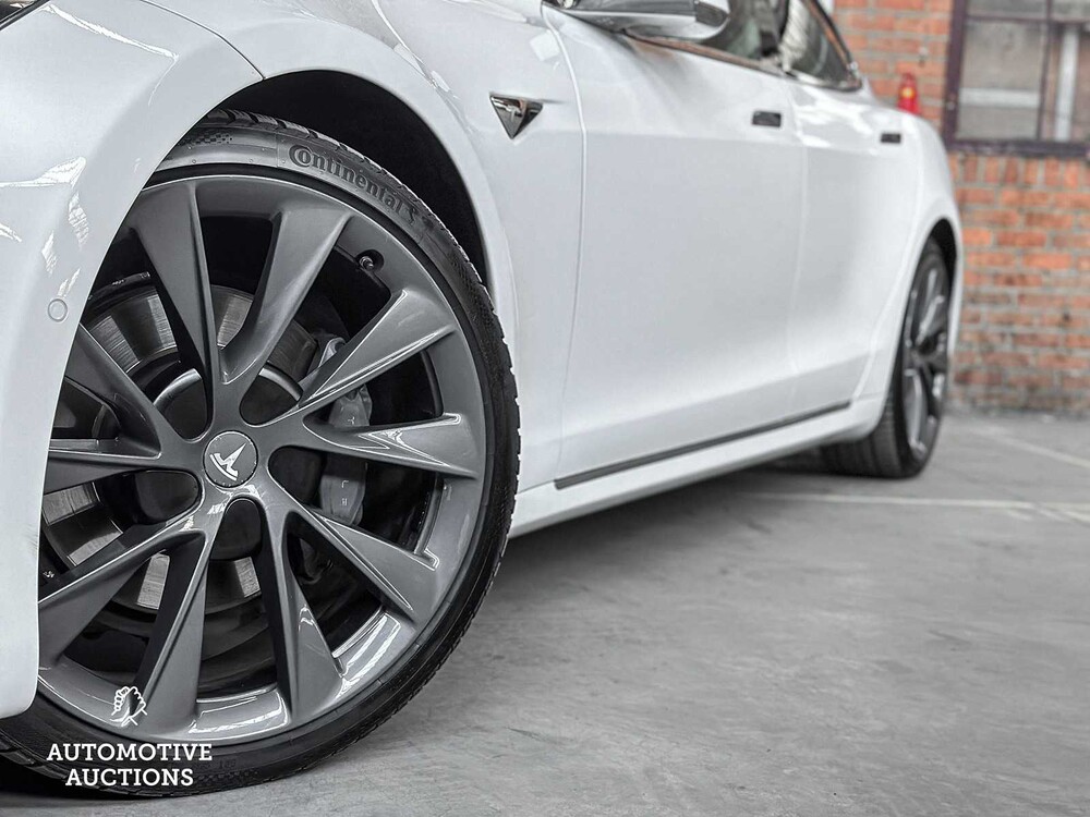 Tesla Model S 100D 417PS 2018 (Original-UK), TP-188-D