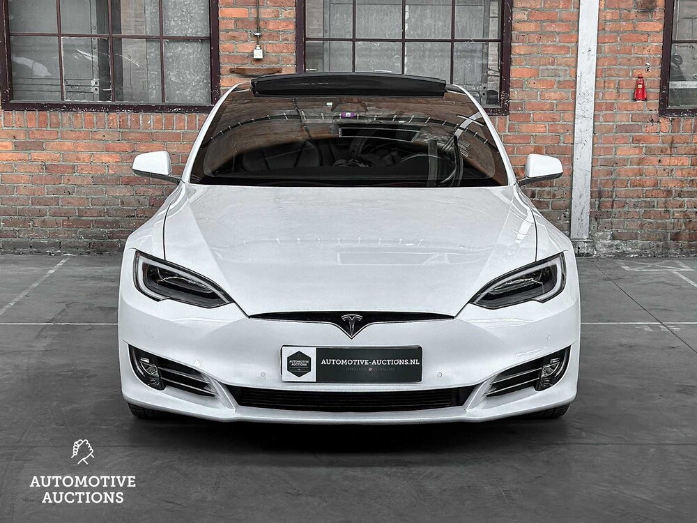 Tesla Model S 100D 417PS 2018 (Original-UK), TP-188-D
