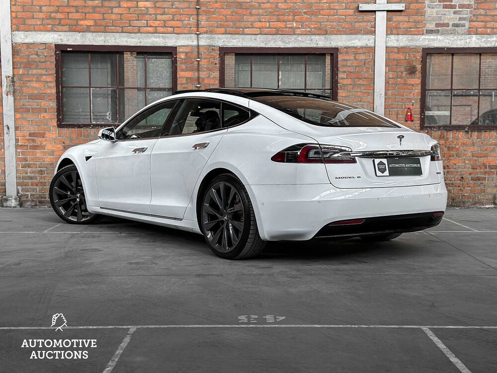 Tesla Model S 100D 417PS 2018 (Original-UK), TP-188-D