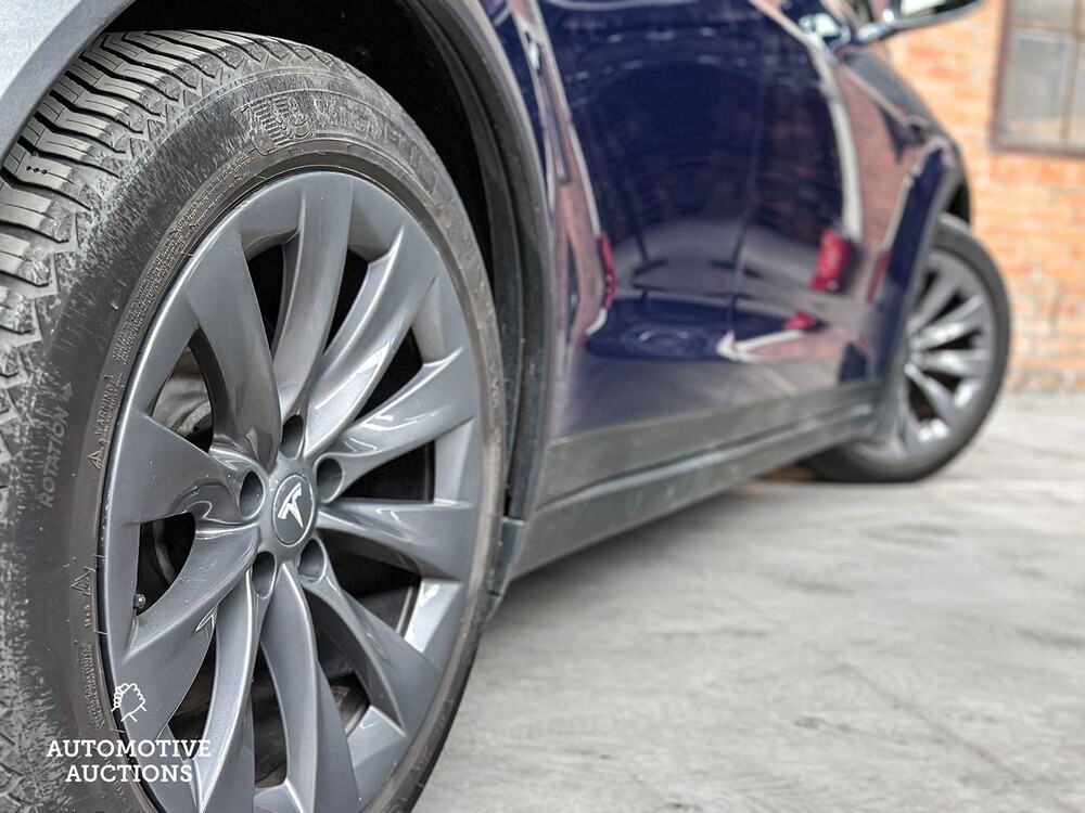 Tesla Model X 75D Basis 333PS 2018 (Original-NL), TZ-776-T