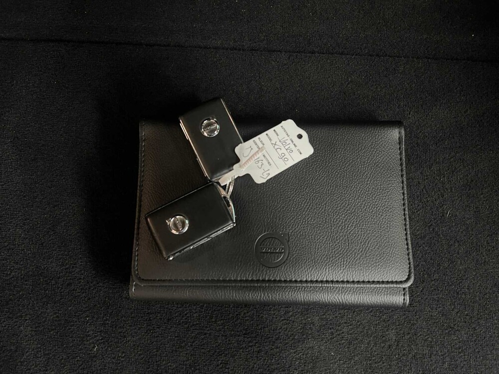 Volvo XC90 2.0 T8 Twin Engine AWD Aufschrift 320PS 2016 Plug-In, J-163-LJ