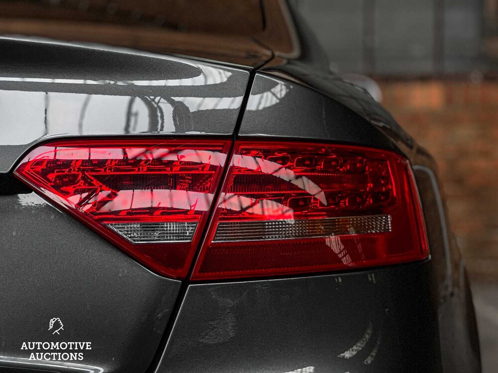 Audi RS5 4.2 FSI V8 Quattro Coupe 450PS 2011, KS-637-B