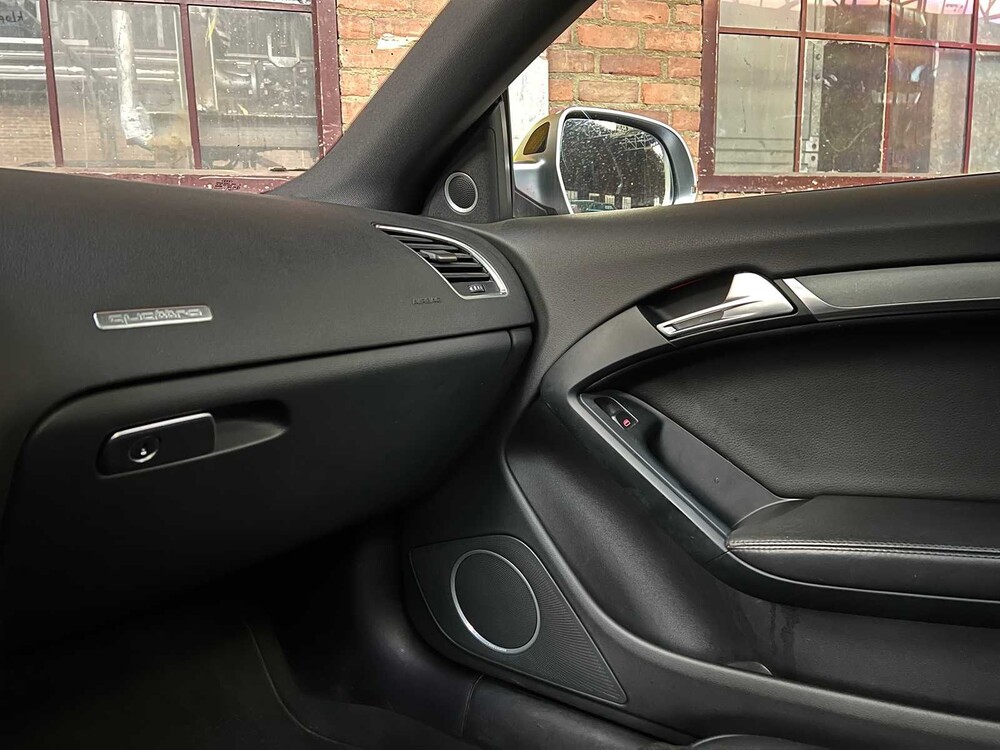 Audi RS5 4.2 FSI V8 Quattro Coupe 450PS 2011, KS-637-B