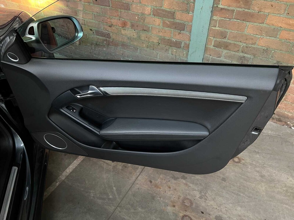 Audi RS5 4.2 FSI V8 Quattro Coupe 450PS 2011, KS-637-B