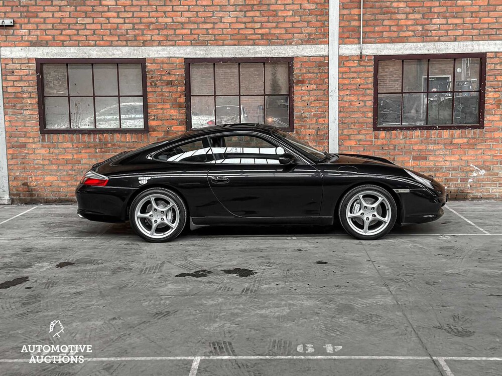 Porsche 911 Carrera 4 996 3.6 Coupé 320PS 2002, 83-TKV-4 