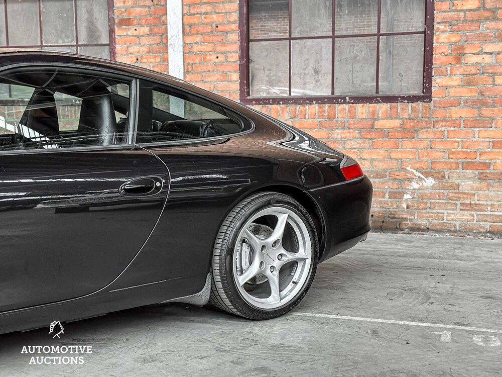 Porsche 911 Carrera 4 996 3.6 Coupé 320PS 2002, 83-TKV-4 