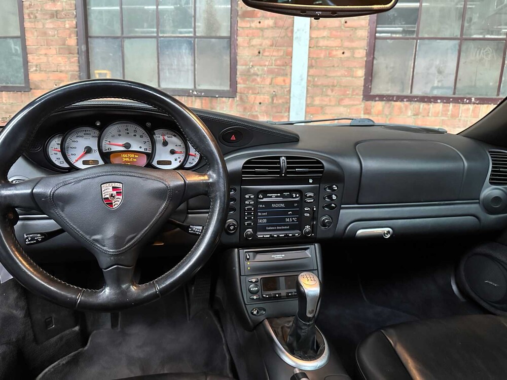 Porsche 911 Carrera 4 996 3.6 Coupé 320PS 2002, 83-TKV-4 