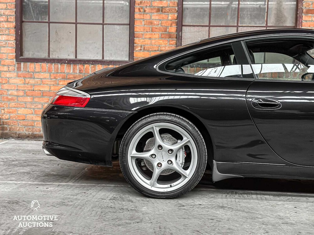 Porsche 911 Carrera 4 996 3.6 Coupé 320PS 2002, 83-TKV-4 