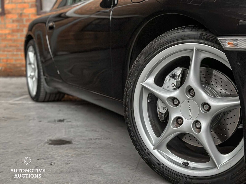 Porsche 911 Carrera 4 996 3.6 Coupé 320PS 2002, 83-TKV-4 