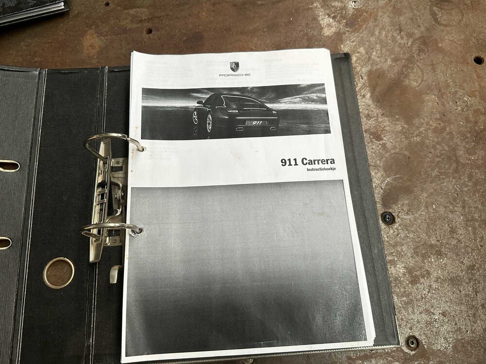 Porsche 911 Carrera 4 996 3.6 Coupé 320PS 2002, 83-TKV-4 