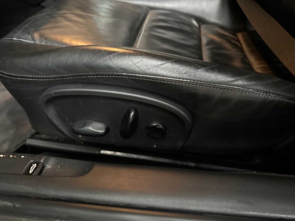 Porsche 911 Carrera 4 996 3.6 Coupé 320PS 2002, 83-TKV-4 