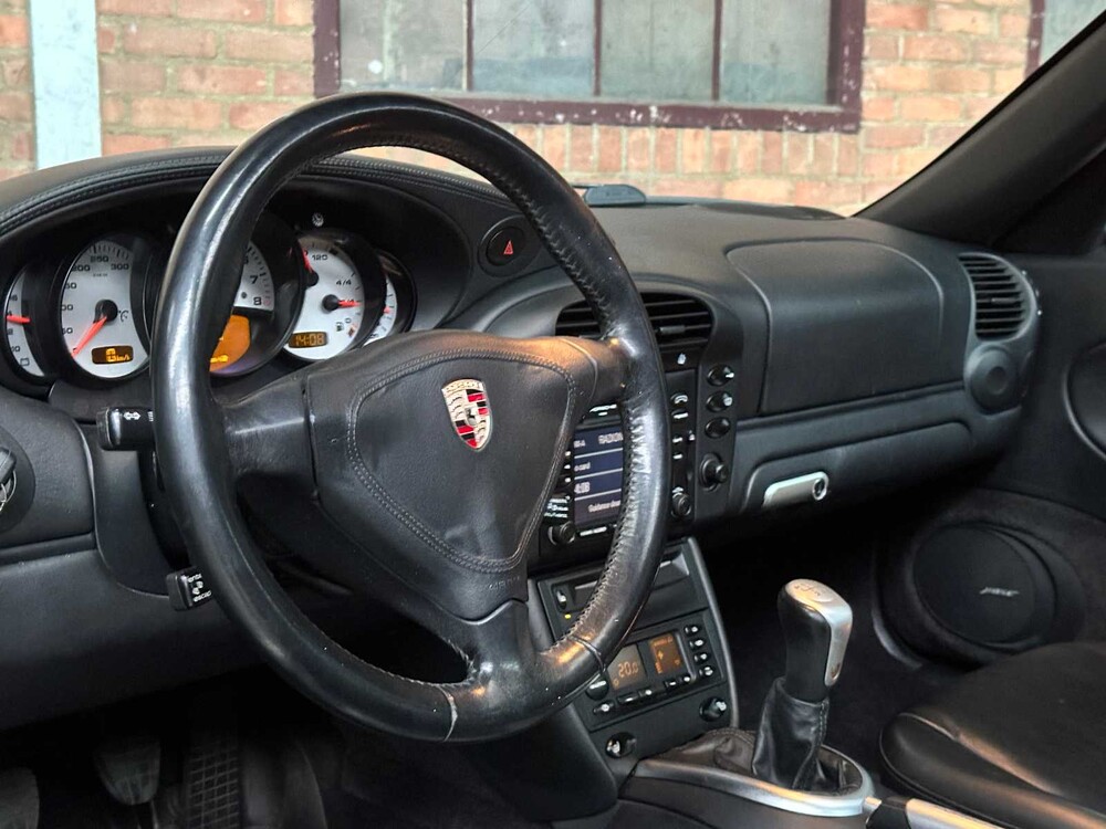 Porsche 911 Carrera 4 996 3.6 Coupé 320PS 2002, 83-TKV-4 