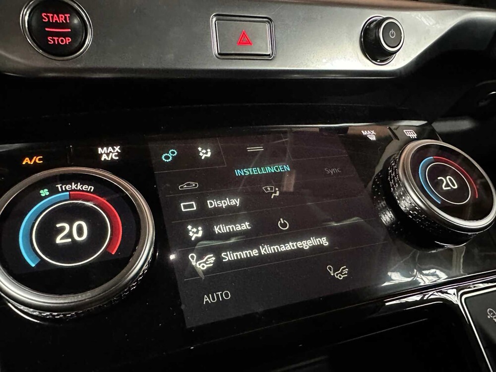 Jaguar I-PACE EV400 S 90 kWh 400PS 2018 (Original-UK), XF-977-F