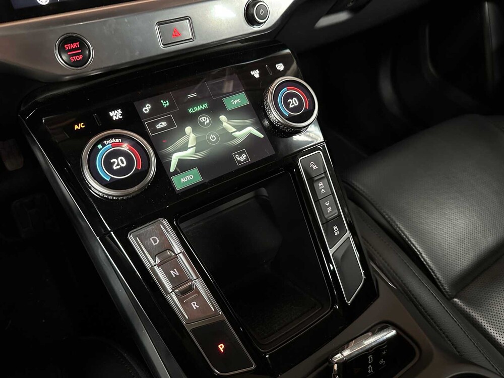 Jaguar I-PACE EV400 S 90 kWh 400PS 2018 (Original-UK), XF-977-F