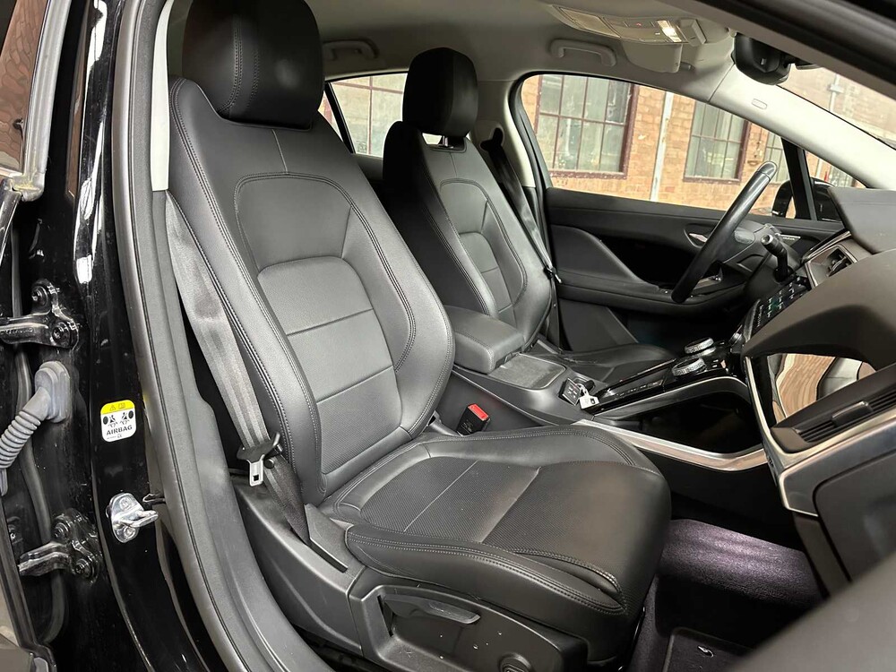 Jaguar I-PACE EV400 S 90 kWh 400PS 2018 (Original-UK), XF-977-F