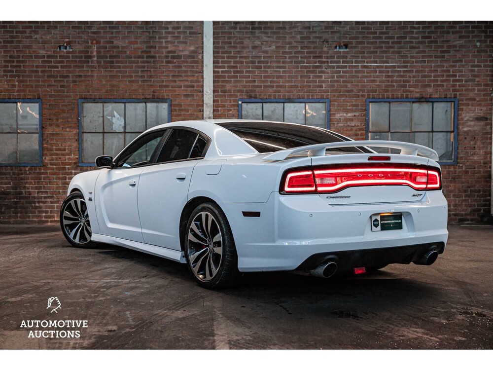 Dodge Charger SRT-8 6.4 V8 HEMI 477PS 2014, N-915-JF