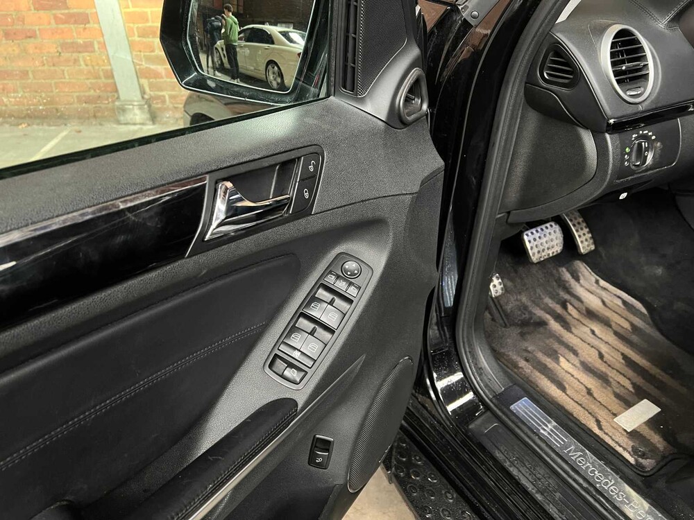 Mercedes-Benz GL500 5.5 V8 388PS 2009 GL-Klasse -Youngtimer-