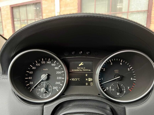 Mercedes-Benz GL500 5.5 V8 388hp 2009 GL-Class -Youngtimer-