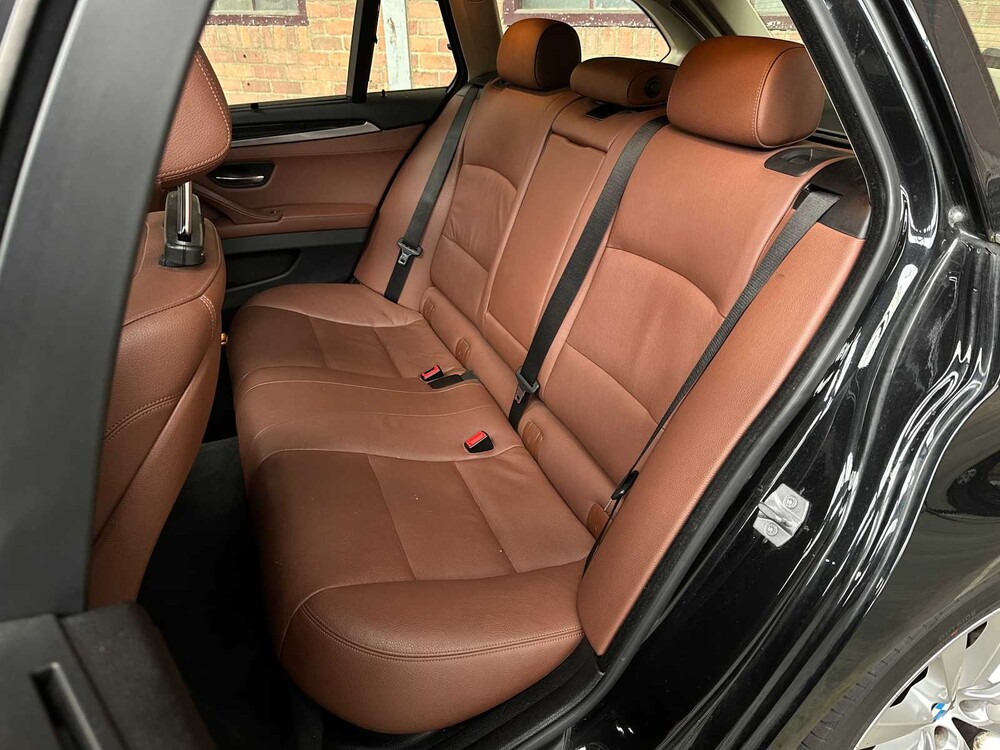 BMW 520d Touring High Executive -FACELIFT- 184PS 2014 F11 5er, GR-813-D