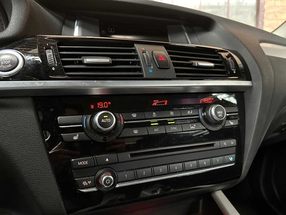 BMW X4 xDrive20i F26 184PS 2015 (Original-NL), GN-409-L