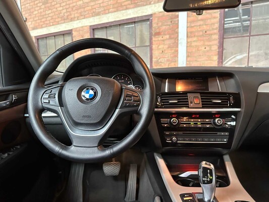 BMW X4 xDrive20i F26 184pk 2015 (Origineel-NL), GN-409-L