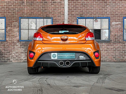 Hyundai Veloster 1.6 Bi-Turbo Limited 201PS 2016