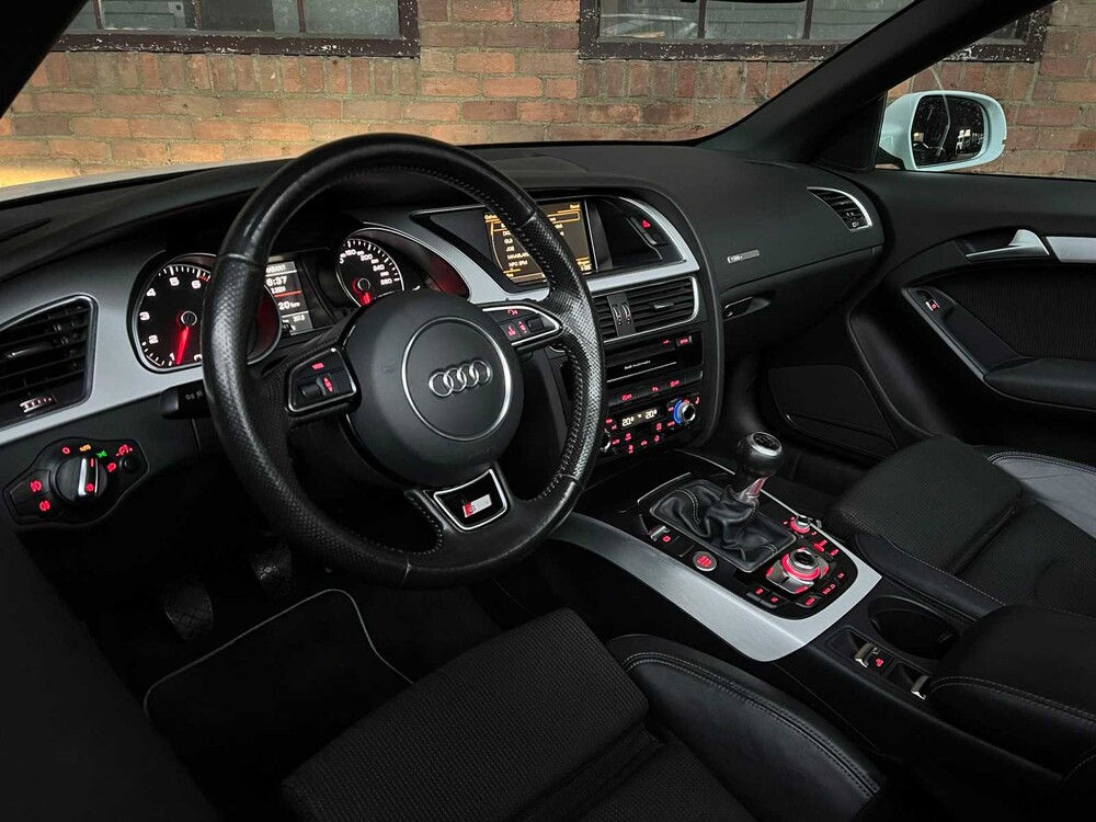 Audi A5 Cabriolet S-Line 1.8 TFSI Sport Edition Open Days 170PS 2015, H-847-TG