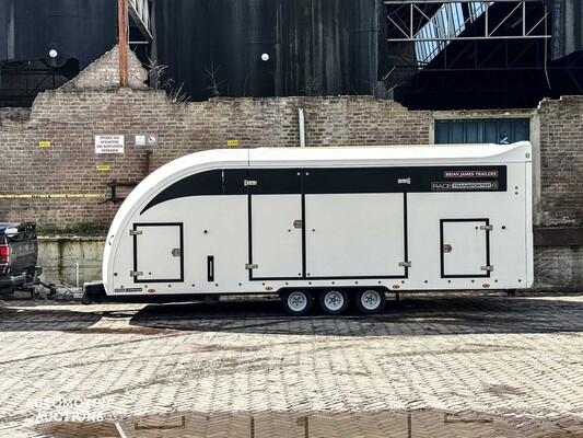 Brian James Trailers - SHUTTLE TILT-BED 2020 Closed Car Transporter