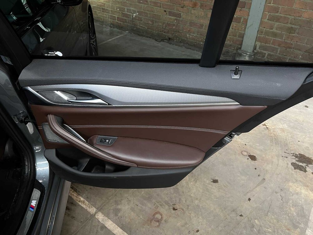 BMW M550i M-Sport xDrive 4.4 V8 High Executive 462PS 2017 5er (ORIGINAL-NL), PD-514-S