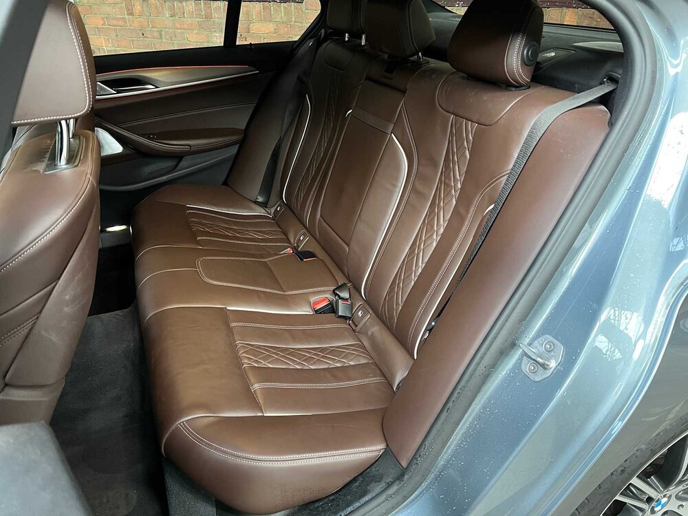 BMW M550i M-Sport xDrive 4.4 V8 High Executive 462PS 2017 5er (ORIGINAL-NL), PD-514-S