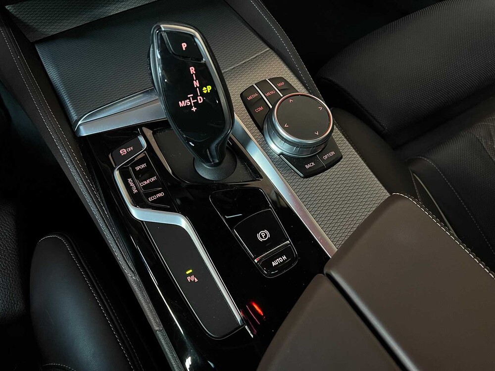 BMW M550i M-Sport xDrive 4.4 V8 High Executive 462PS 2017 5er (ORIGINAL-NL), PD-514-S