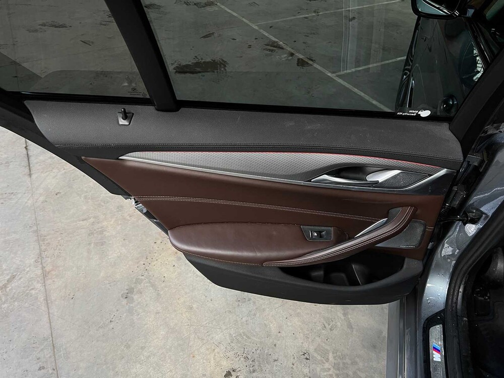 BMW M550i M-Sport xDrive 4.4 V8 High Executive 462PS 2017 5er (ORIGINAL-NL), PD-514-S