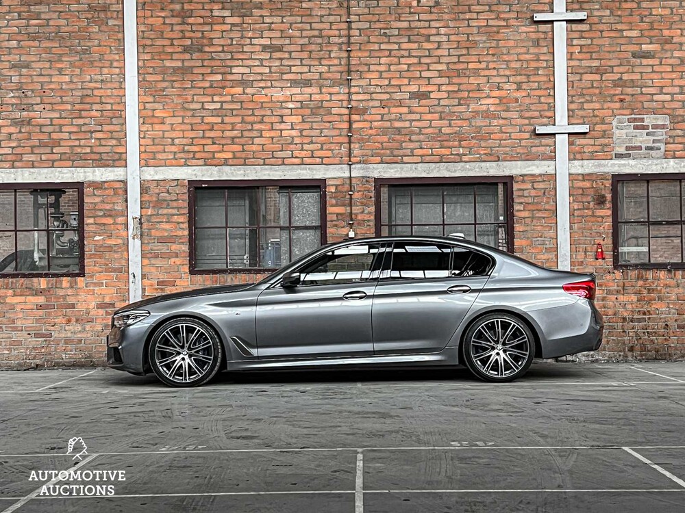 BMW M550i M-Sport xDrive 4.4 V8 High Executive 462PS 2017 5er (ORIGINAL-NL), PD-514-S