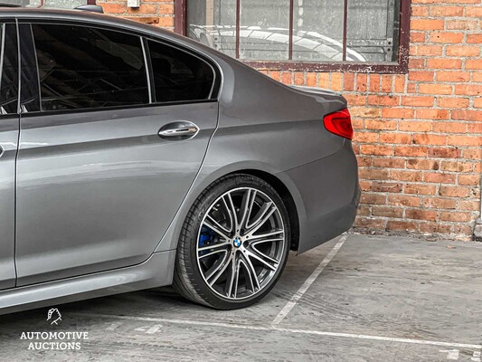 BMW M550i M-Sport xDrive 4.4 V8 High Executive 462pk 2017 5-serie (ORIGINEEL-NL), PD-514-S