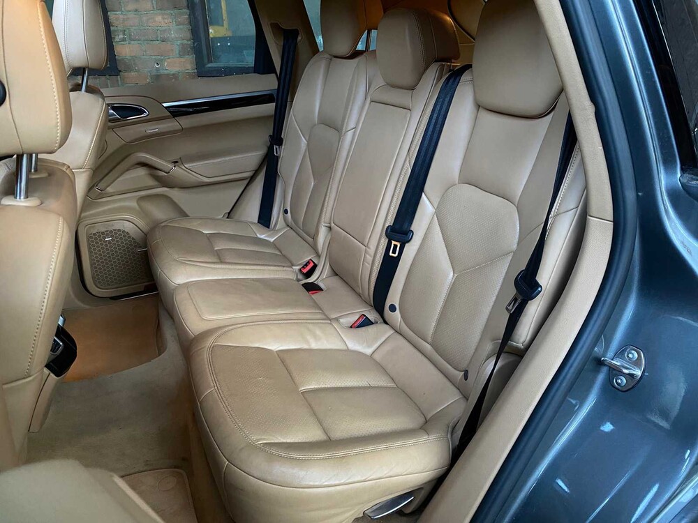 Porsche Cayenne S E-Hybrid 3.0 V6 416PS Plug-In FACELIFT 2015 ORIG-GB, 3-ZHG-85