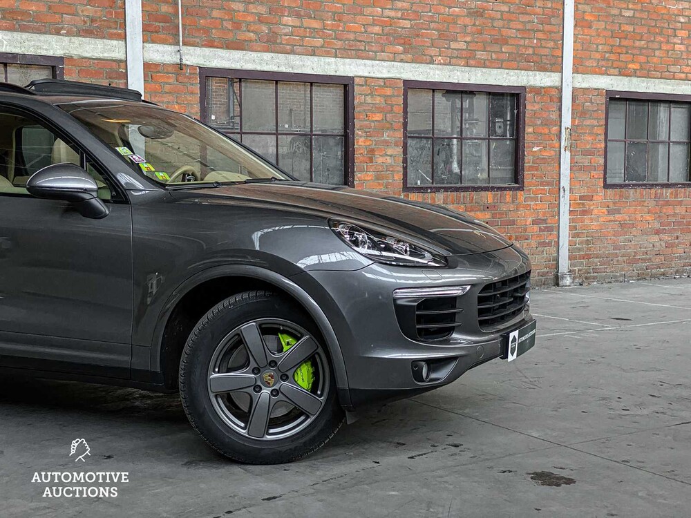 Porsche Cayenne S E-Hybrid 3.0 V6 416PS Plug-In FACELIFT 2015 ORIG-GB, 3-ZHG-85
