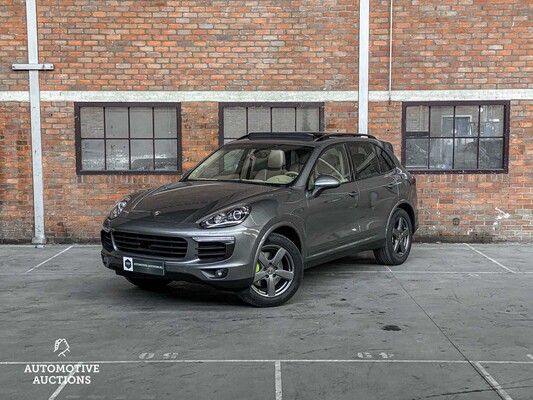 Porsche Cayenne S E-Hybrid 3.0 V6 416pk Plug-In FACELIFT 2015 ORIG-NL, 3-ZHG-85