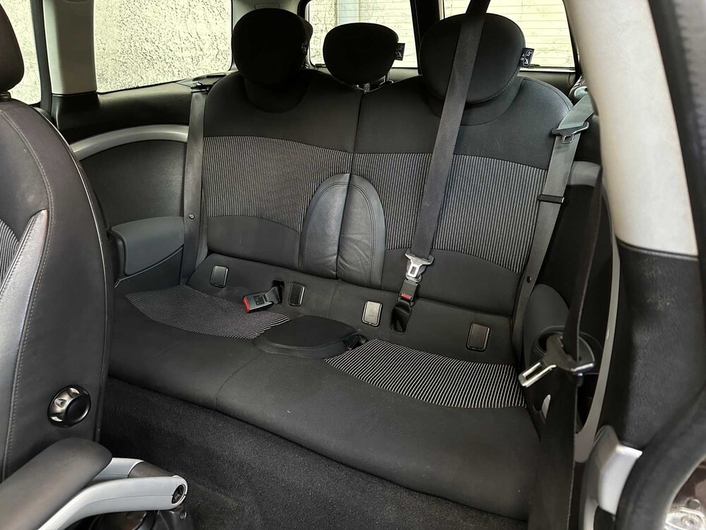 Mini Clubman 1.6 Cooper Chili 120pk 2008 -ORIG-NL-, 87-ZL-DH