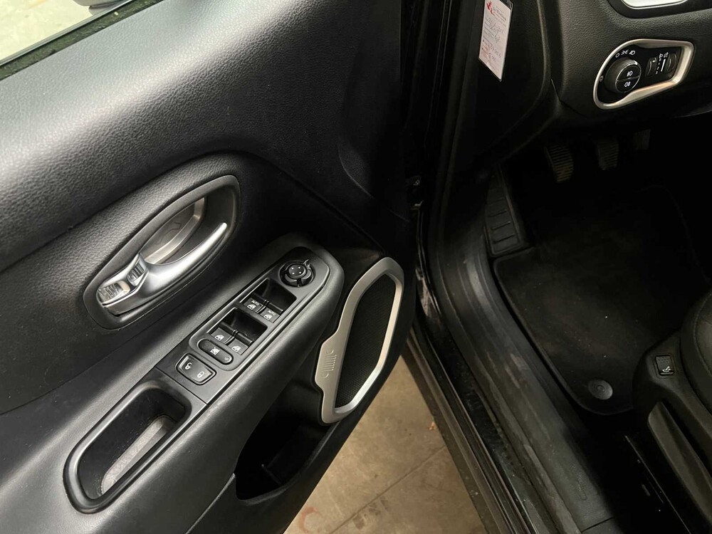 Jeep Renegade 1.6 M.Jet Limited 120pk 2016, RG-500-L