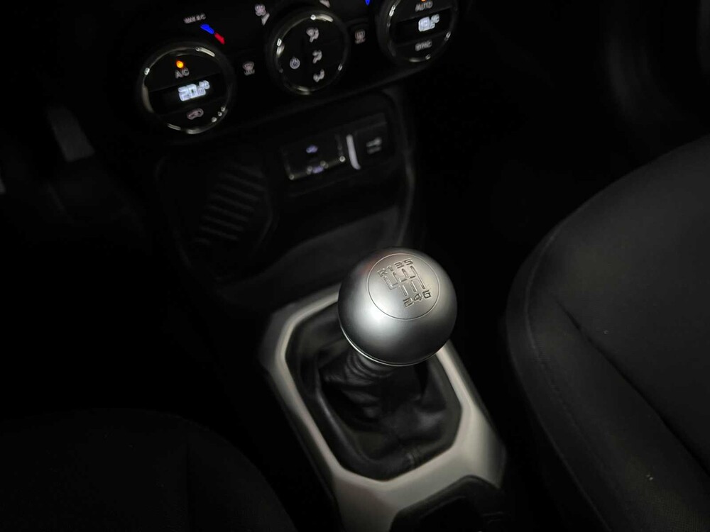 Jeep Renegade 1.6 M.Jet Limited 120pk 2016, RG-500-L