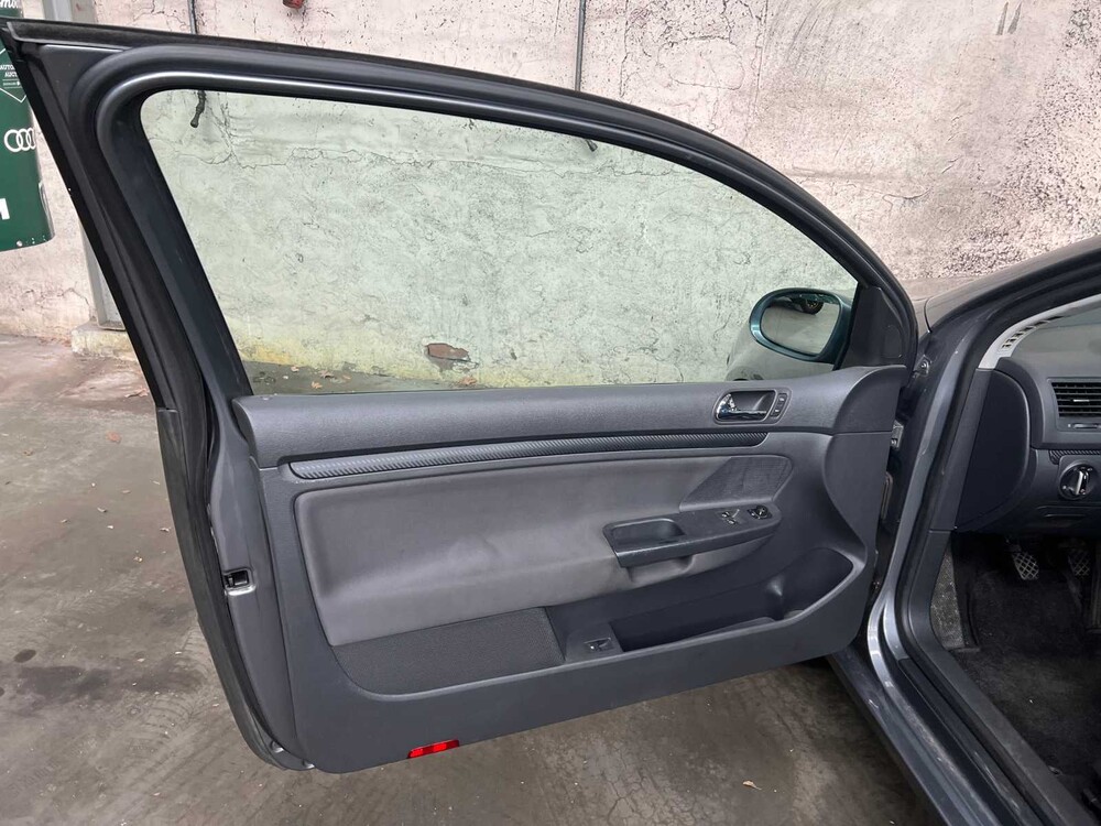 Volkswagen Golf 5 102pk 2005