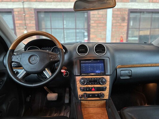 Mercedes-Benz GL500 5.5 V8 388hp 2006 -Youngtimer-