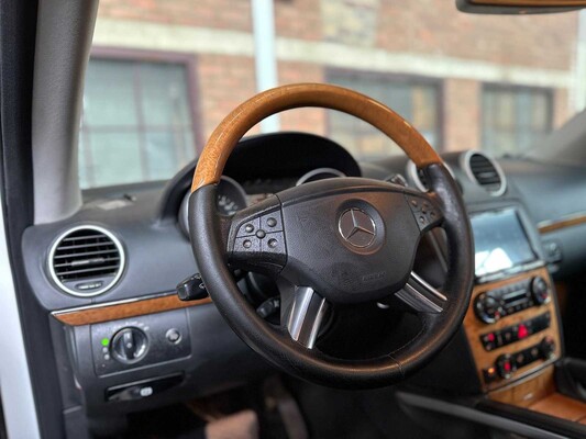 Mercedes-Benz GL500 5.5 V8 388hp 2006 -Youngtimer-