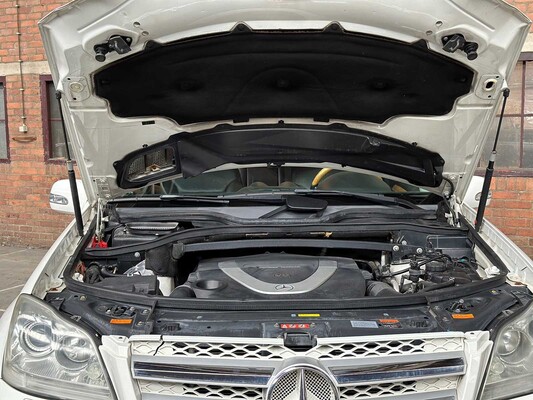 Mercedes-Benz GL500 5.5 V8 388hp 2006 -Youngtimer-