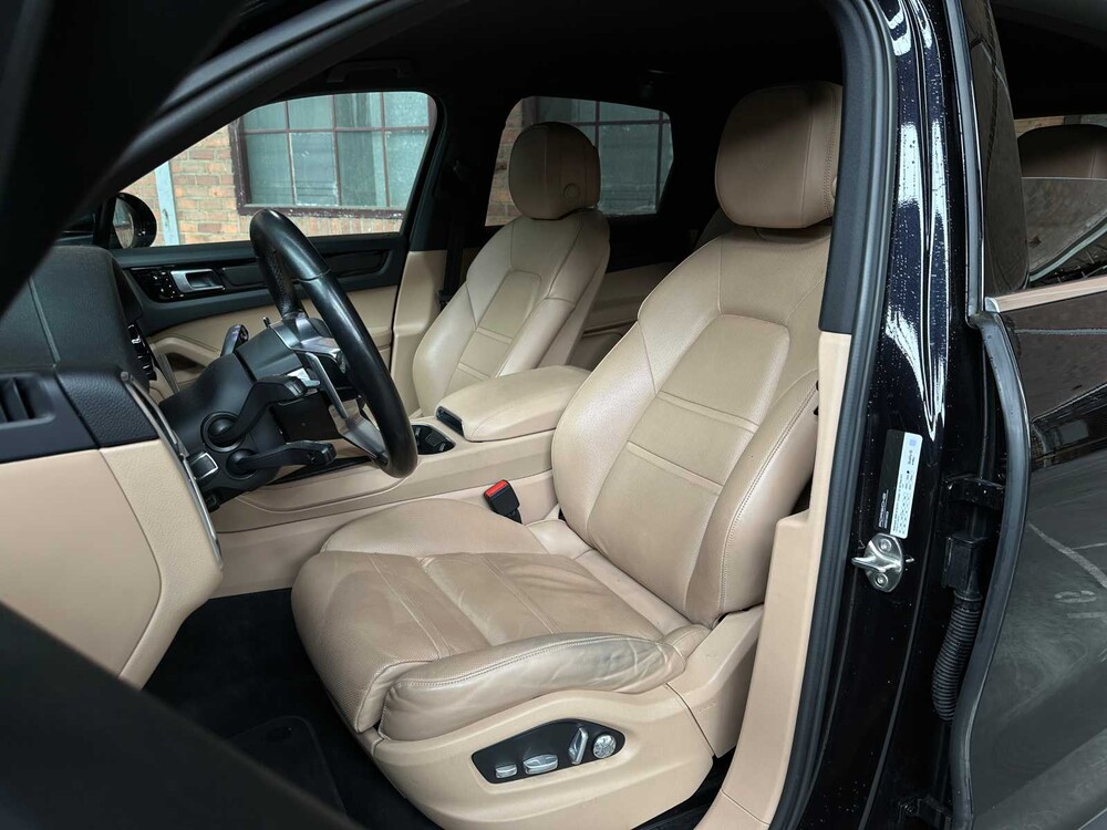 Porsche Cayenne 3.0 340PS 2018 (Original-NL + 1. Besitzer), TL-899-F