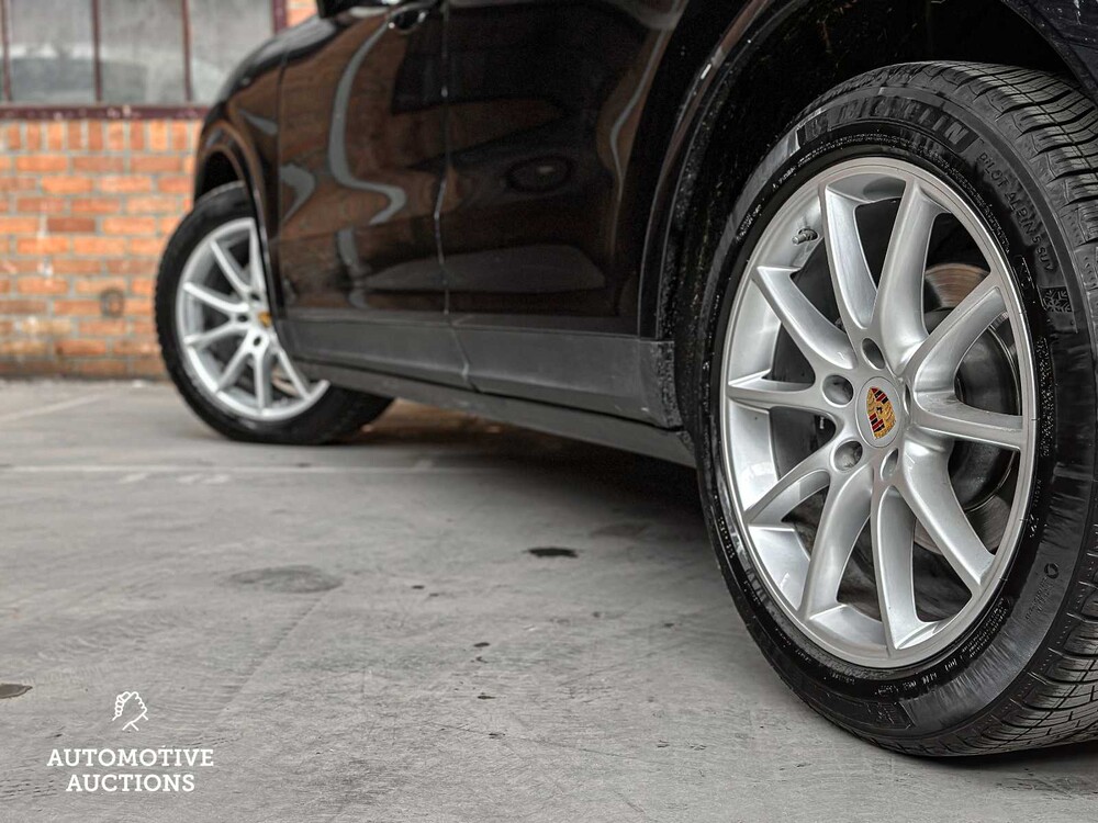 Porsche Cayenne 3.0 340PS 2018 (Original-NL + 1. Besitzer), TL-899-F