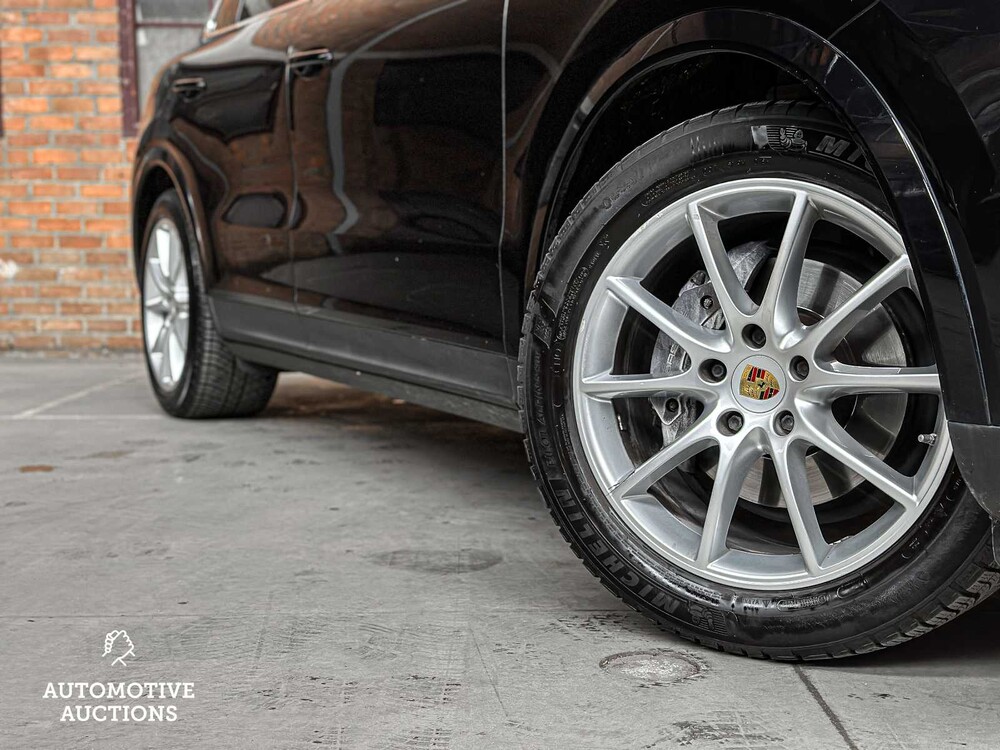 Porsche Cayenne 3.0 340PS 2018 (Original-NL + 1. Besitzer), TL-899-F
