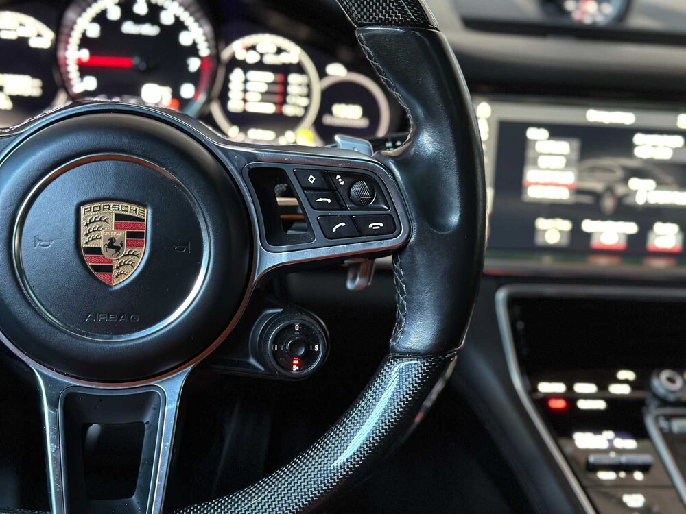 Porsche Panamera Turbo 4.0 V8 549PS Sport-Chrono 2017 -CARBON-