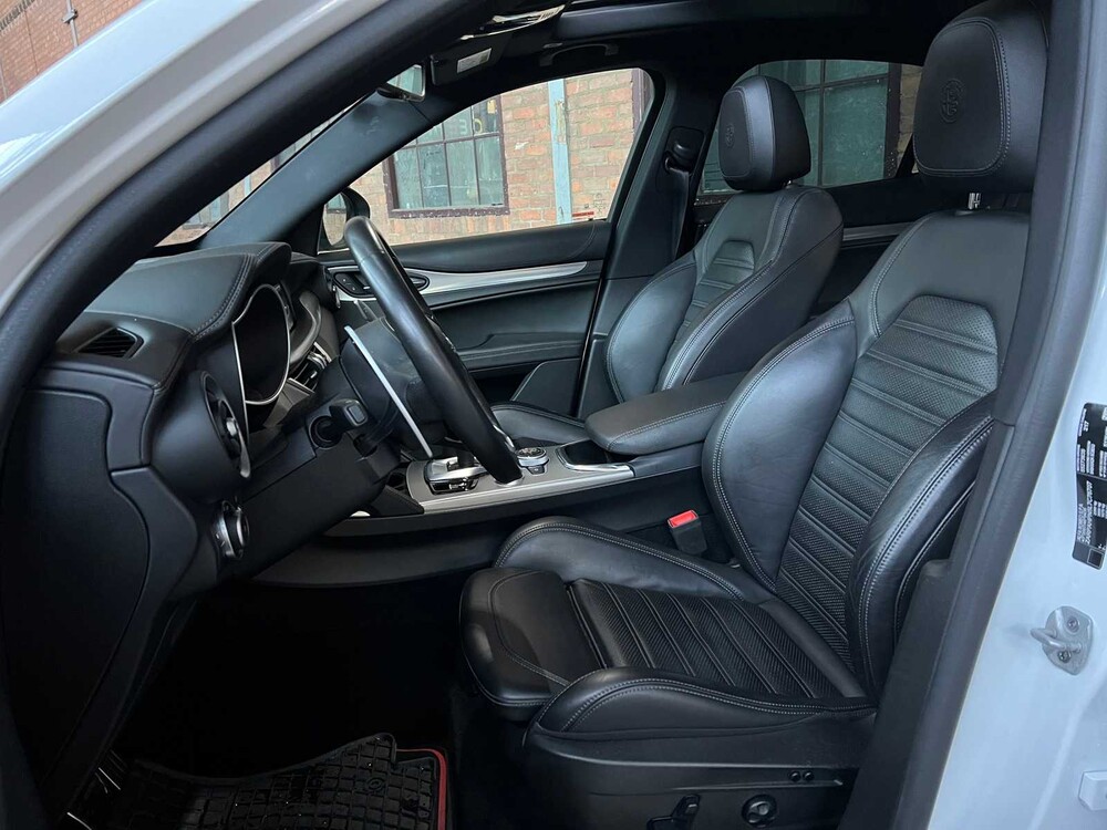 Alfa Romeo Stelvio VELOCE 2.0T AWD 280PS 2020, S-517-SK