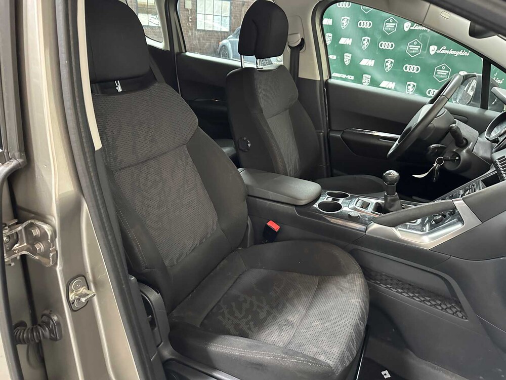 Peugeot 3008 1.6 VTi ST 120pk 2011 (Origineel-NL), 54-PRS-3